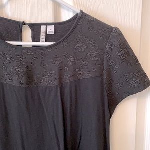 Elle floral jacquard yoke top
